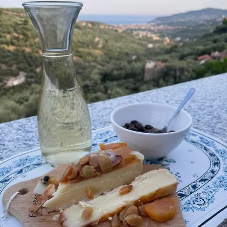 Casa Belvedere * Diano San Pietro