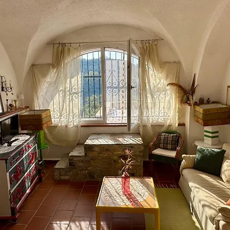 Apartment Casa Belvedere Diano San Pietro