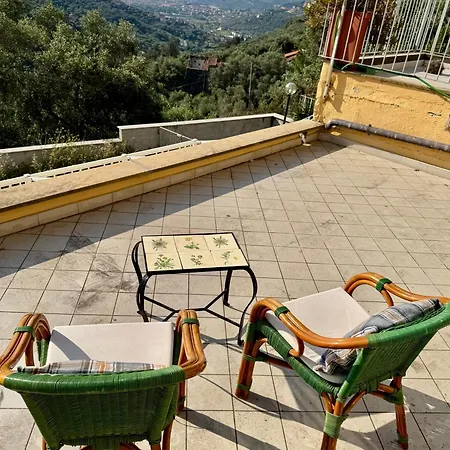 Apartment Casa Belvedere Diano San Pietro