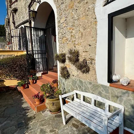 Casa Belvedere Diano San Pietro