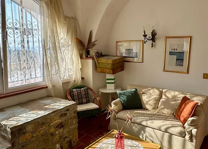 Casa Belvedere * Diano San Pietro